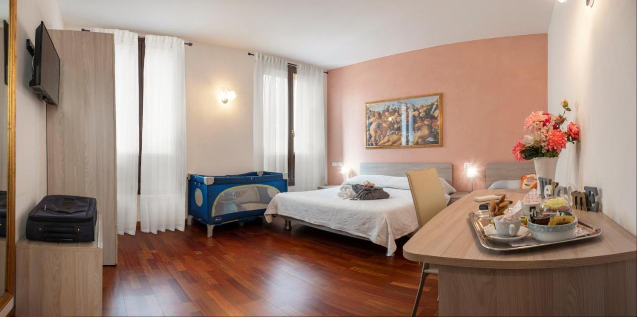 Ca' Degli Specchieri Pensjonat Wenecja